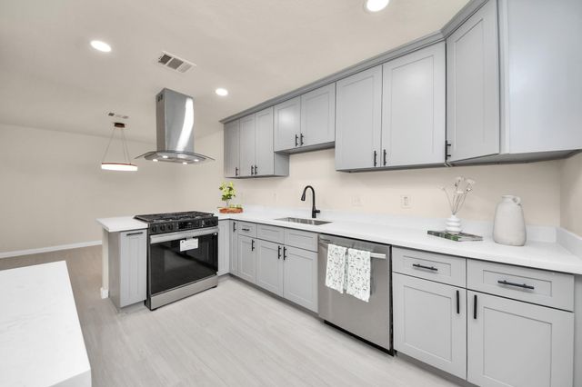 7707 Lumber Jack Drive, Houston, TX 77040