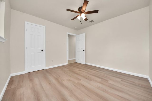 7707 Lumber Jack Drive, Houston, TX 77040