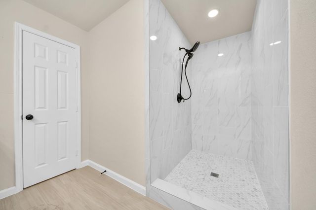 7707 Lumber Jack Drive, Houston, TX 77040
