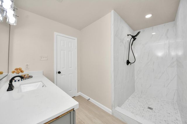 7707 Lumber Jack Drive, Houston, TX 77040