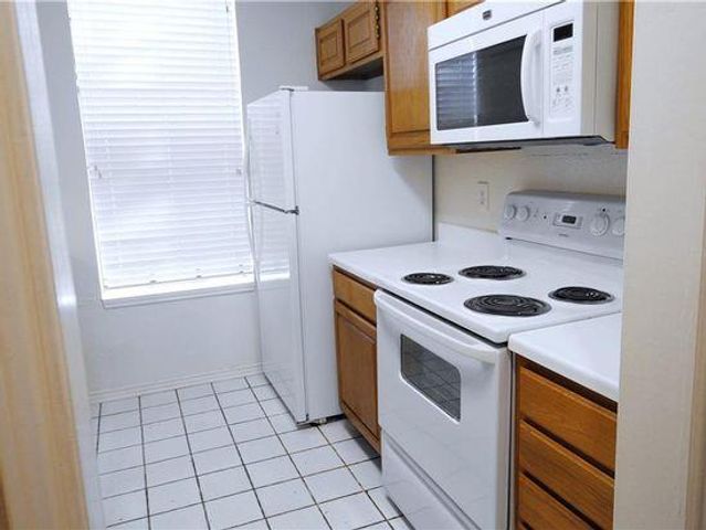 2409 Leon ST 108, Austin, TX 78705