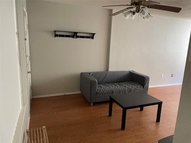 2409 Leon ST 108, Austin, TX 78705