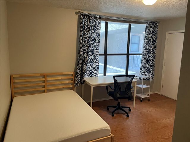 2409 Leon ST 108, Austin, TX 78705