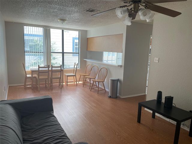 2409 Leon ST 108, Austin, TX 78705