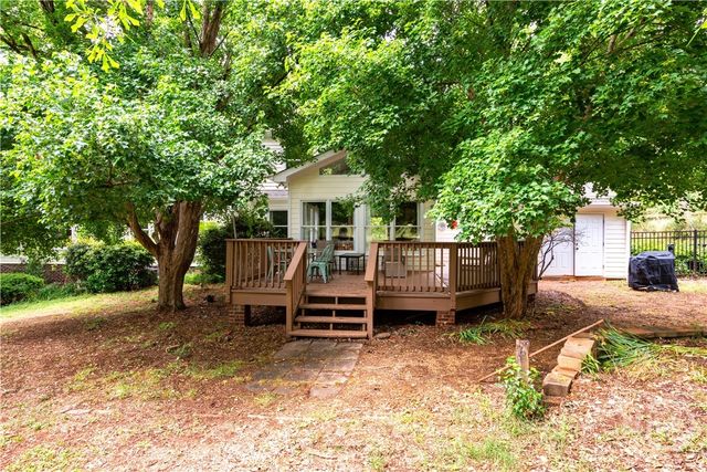 130 Pioneer Court, Athens, GA 30605