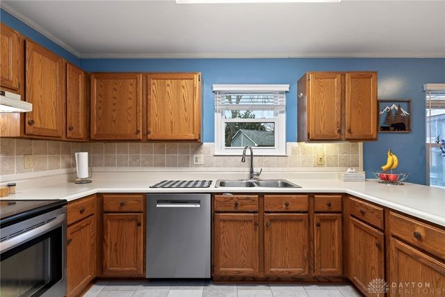 6613 Loblolly Drive, Huber Heights, OH 45424