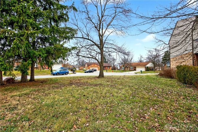 6613 Loblolly Drive, Huber Heights, OH 45424