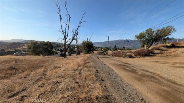 1 Hill, Lake Elsinore, CA 92530