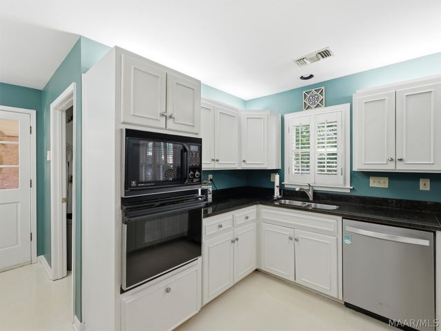 648 Mary Ann Drive, Montgomery, AL 36109