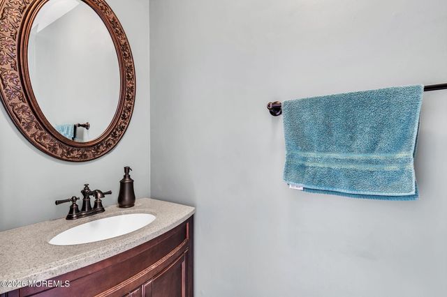 641 Ship Avenue, Beachwood, NJ 08722