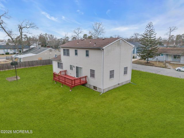 641 Ship Avenue, Beachwood, NJ 08722