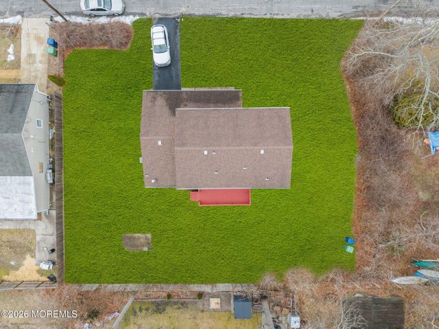 641 Ship Avenue, Beachwood, NJ 08722