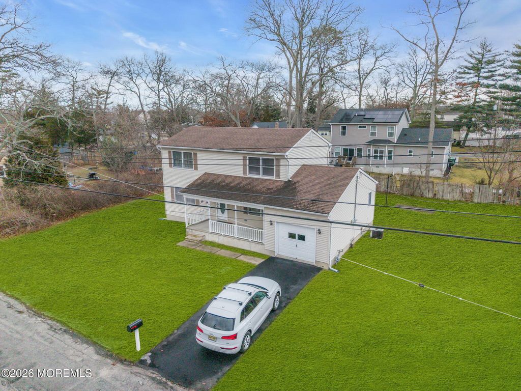 641 Ship Avenue, Beachwood, NJ 08722