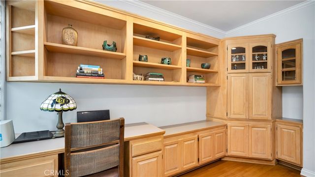 2105 N Heliotrope Drive, Santa Ana, CA 92706