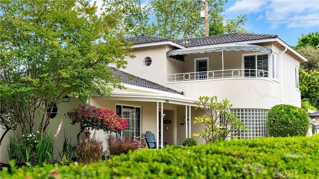 2105 N Heliotrope Drive, Santa Ana, CA 92706