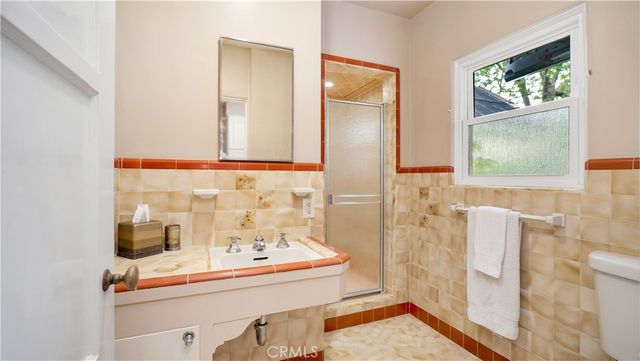 2105 N Heliotrope Drive, Santa Ana, CA 92706