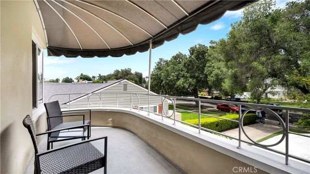 2105 N Heliotrope Drive, Santa Ana, CA 92706