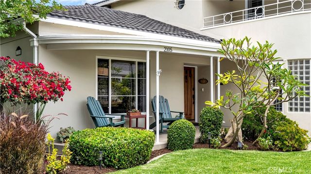 2105 N Heliotrope Drive, Santa Ana, CA 92706