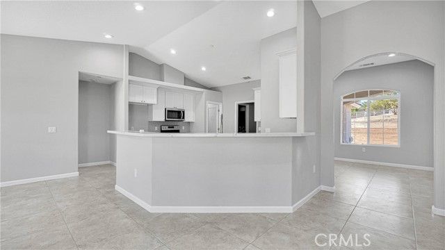 7939 Lassen Avenue, Hesperia, CA 92345