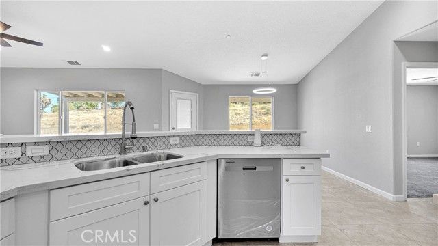 7939 Lassen Avenue, Hesperia, CA 92345