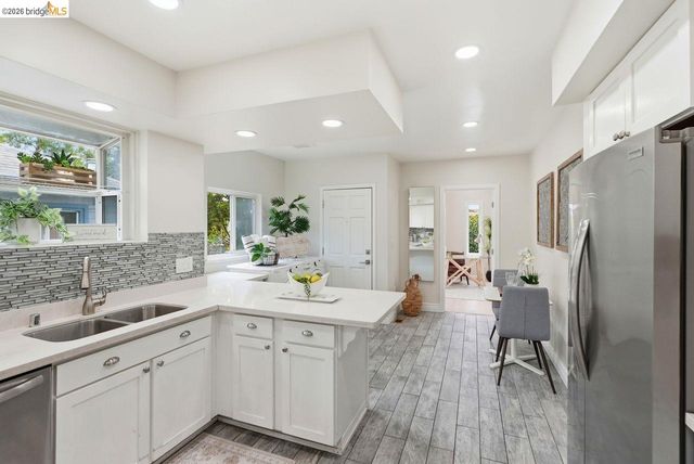 2840 Stanton St, Berkeley, CA 94702