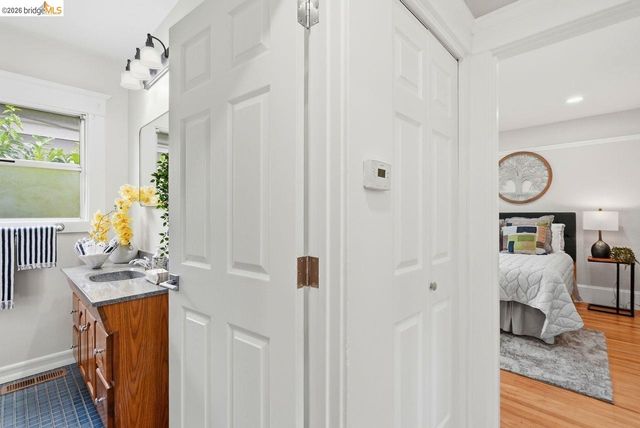 2840 Stanton St, Berkeley, CA 94702