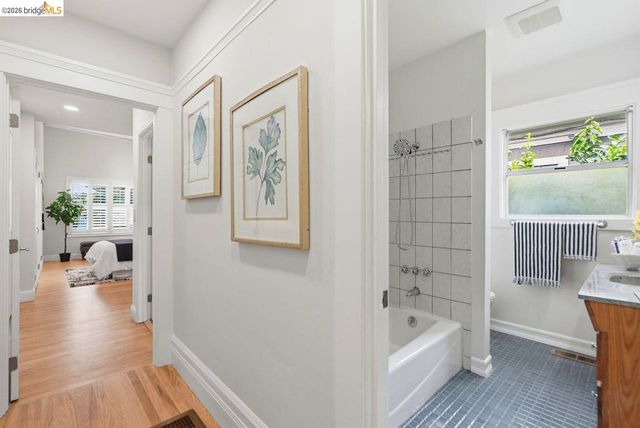 2840 Stanton St, Berkeley, CA 94702