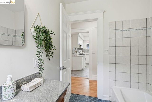 2840 Stanton St, Berkeley, CA 94702