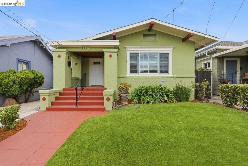 2840 Stanton St, Berkeley, CA 94702