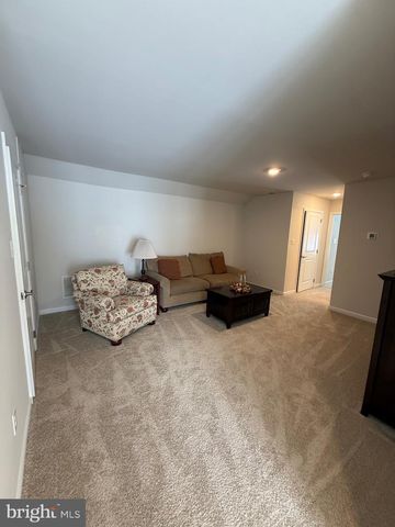 156 LAQUINTA DR, Egg Harbor Township, NJ 08234