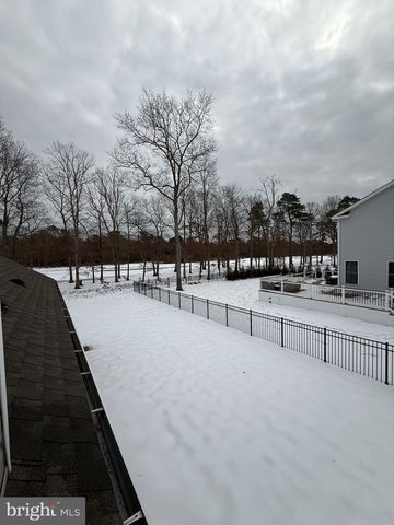 156 LAQUINTA DR, Egg Harbor Township, NJ 08234