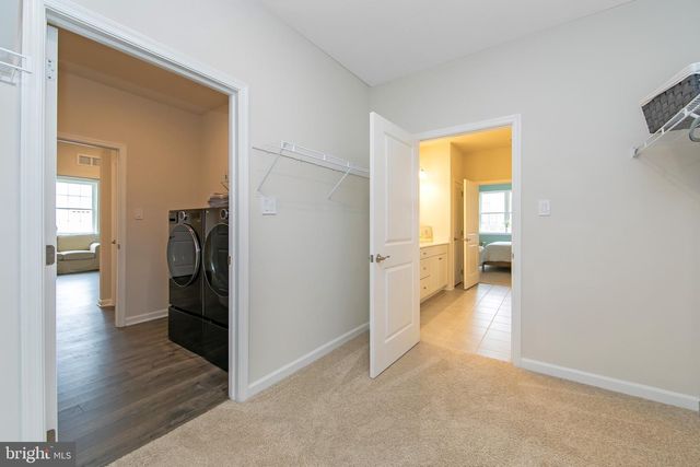 156 LAQUINTA DR, Egg Harbor Township, NJ 08234