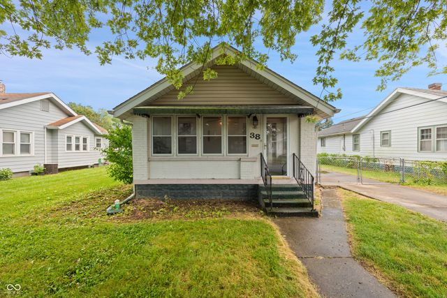 38 Ringwood Way, Anderson, IN 46013