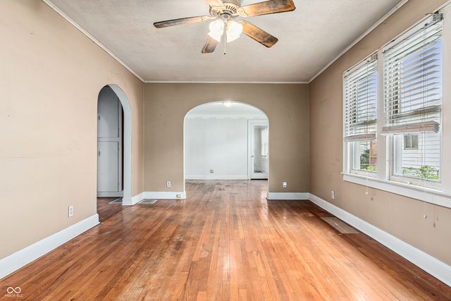 38 Ringwood Way, Anderson, IN 46013