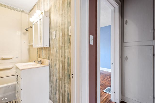 38 Ringwood Way, Anderson, IN 46013