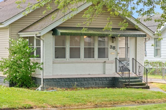 38 Ringwood Way, Anderson, IN 46013