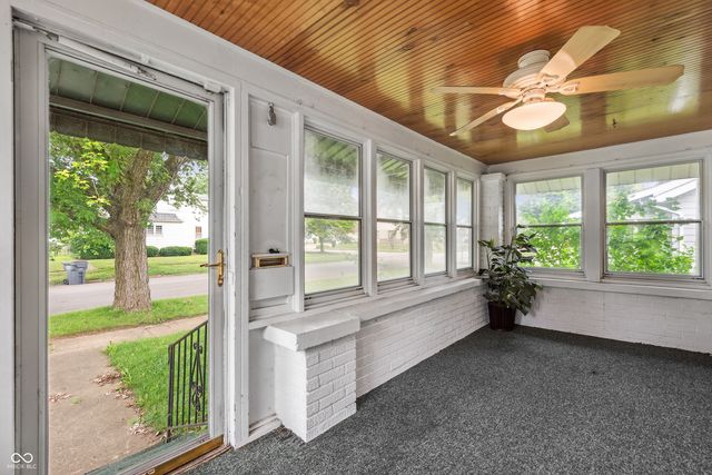 38 Ringwood Way, Anderson, IN 46013