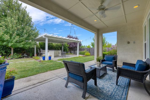5816 Tree Swallow Cir, Rocklin, CA 95677