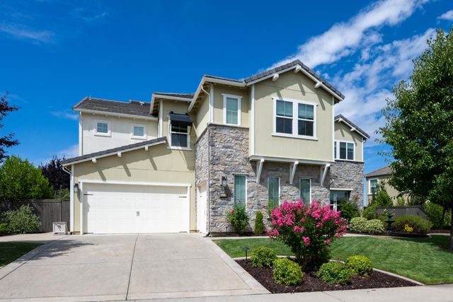 5816 Tree Swallow Cir, Rocklin, CA 95677