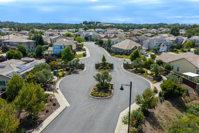 5816 Tree Swallow Cir, Rocklin, CA 95677