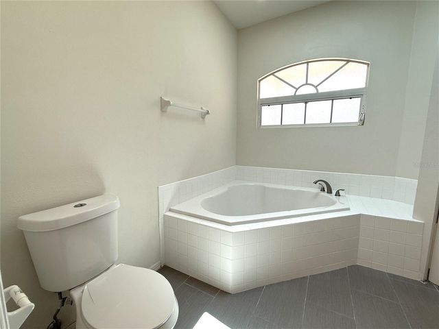 4304 MARCOTT CIRCLE, Sarasota, FL 34233