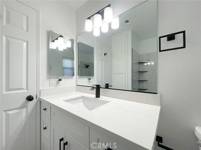 43038 Burlwood, Lancaster, CA 93536