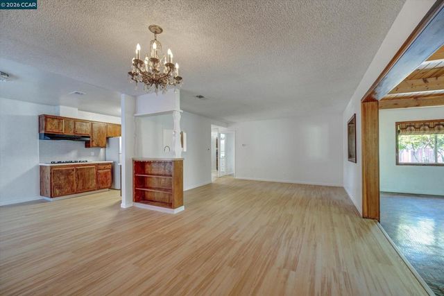 1200 Elliott Dr, Vallejo, CA 94589