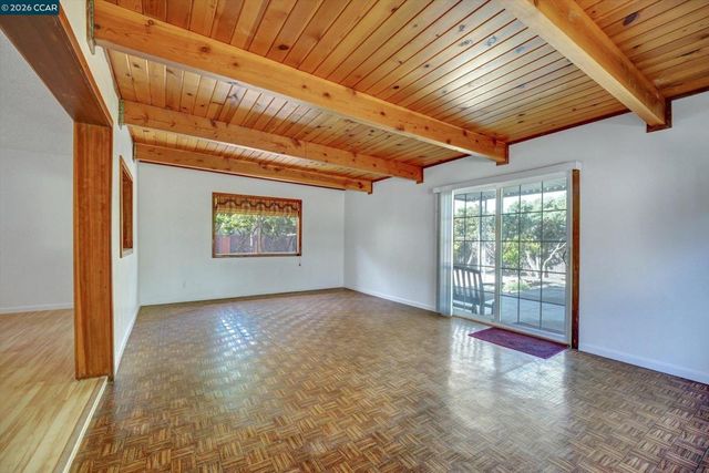 1200 Elliott Dr, Vallejo, CA 94589
