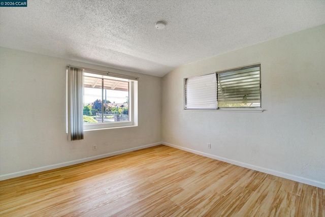 1200 Elliott Dr, Vallejo, CA 94589