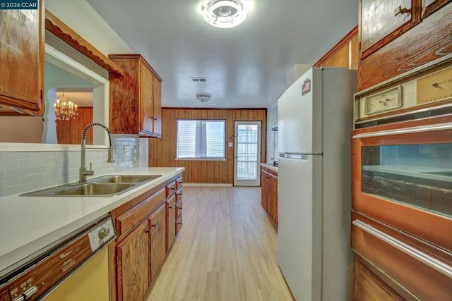 1200 Elliott Dr, Vallejo, CA 94589