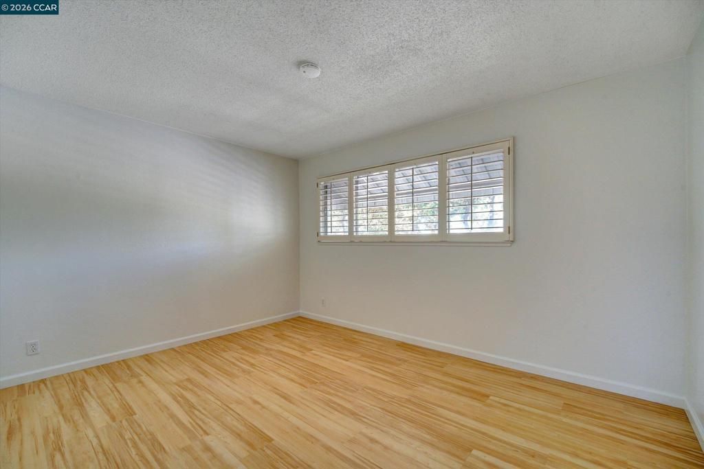 Image 22 of property listing at 1200 Elliott Dr, Vallejo, CA 94589