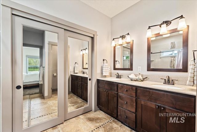 760 Celeste Dr, Emmett, ID 83617