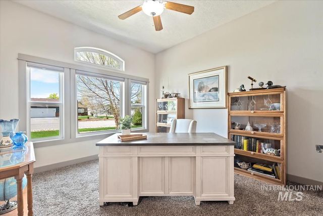 760 Celeste Dr, Emmett, ID 83617