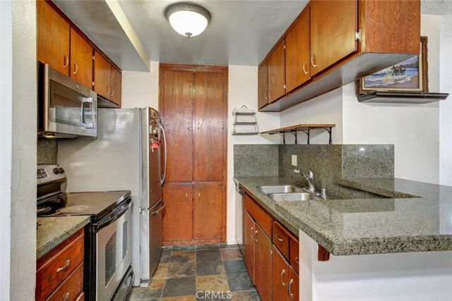 806 Coriander C, Torrance, CA 90502